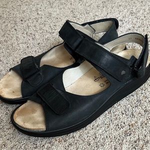 FINN COMFORT BLACK LEATHER SLINGBACK ADJUSTABLE STRAPS SANDALS MEN SZ 11 EUC